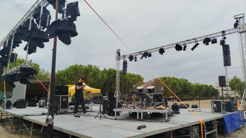 Ολα έτοιμα στη Περαία για την συναυλία της Ρένας Μόρφη