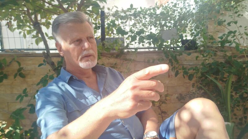 Χαρμάνας για όλα: “Δεν με παραίτησε ο Τζέκος, εγώ παραιτήθηκα γιατί θέλω να βλέπω τους δημότες στα μάτια”