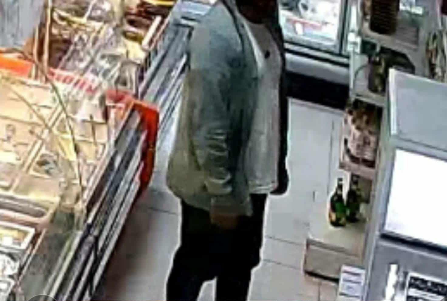 Αυτός ο τύπος μπήκε και έκλεψε για δεύτερη φορά σούπερ μάρκετ της Μηχανιώνας