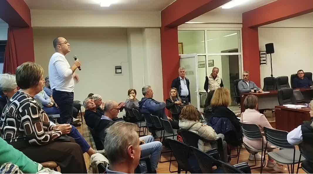 Κάτοικος Περαίας προς την δημοτική Αρχή: “Πως γίνεται εμείς να μετράμε συνεχώς Αρσενικό 12, 13 και 16 κι εσείς να μην γνωρίζετε τίποτα;” (ΒΙΝΤΕΟ)