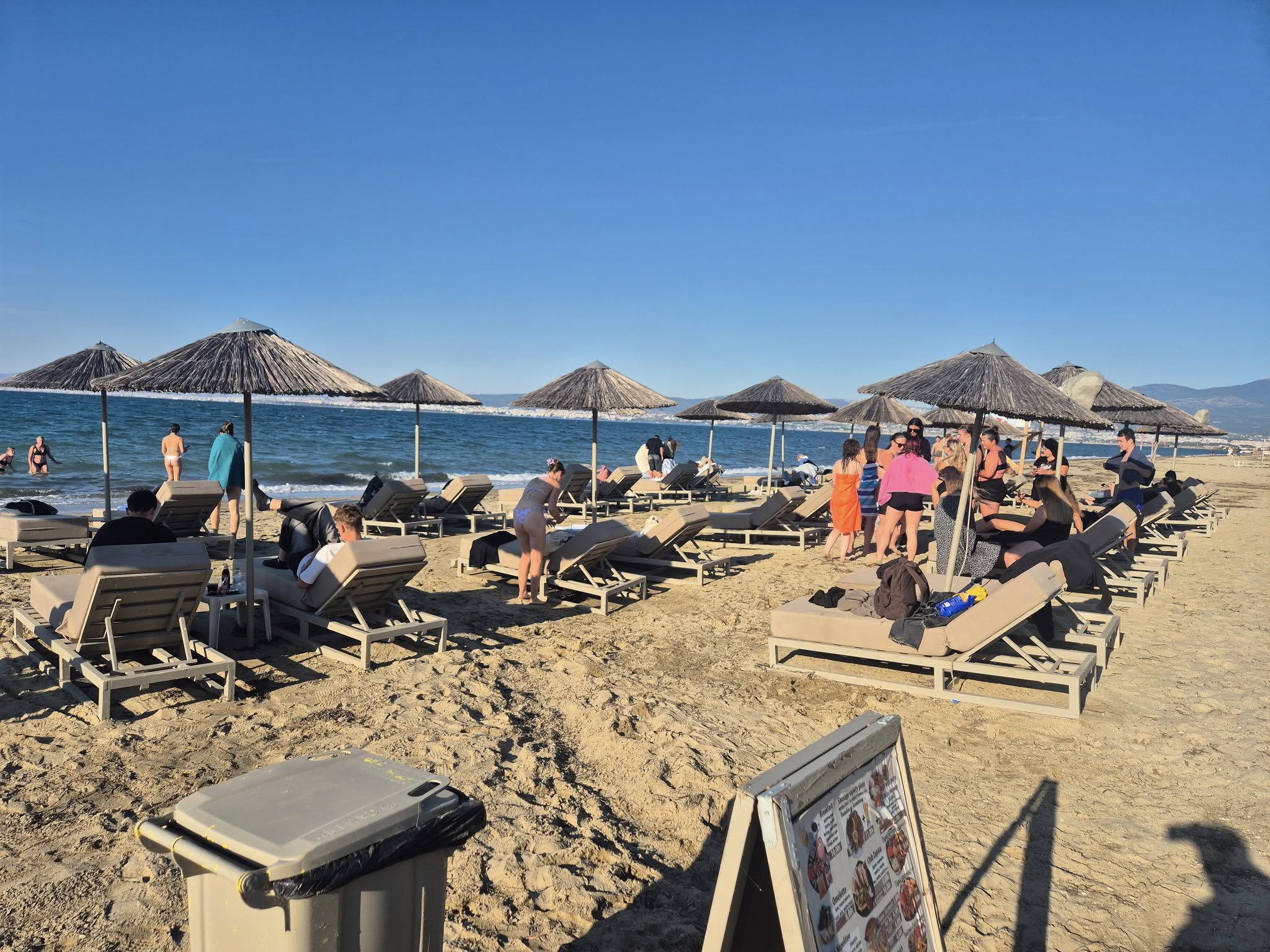 Περαία: Μπάνια του Οκτώβρη, στο Theros!
