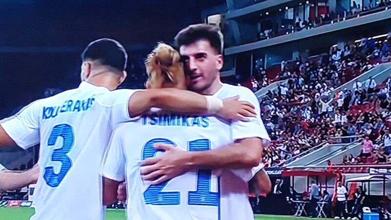Γιαγαντοοθόνη στο PASO για την εθνική Ελλάδας!