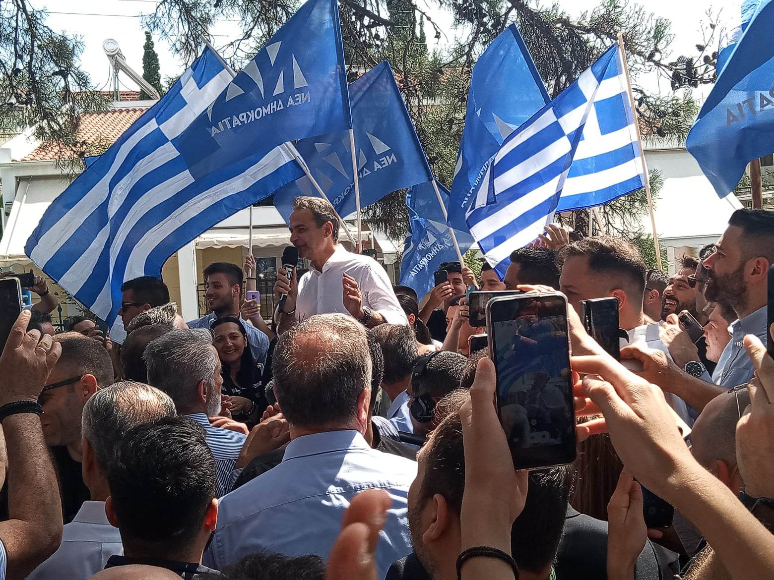 “Μόνο η ΝΔ εγγυάται ότι θα πάμε μπροστά” (BINTEO)