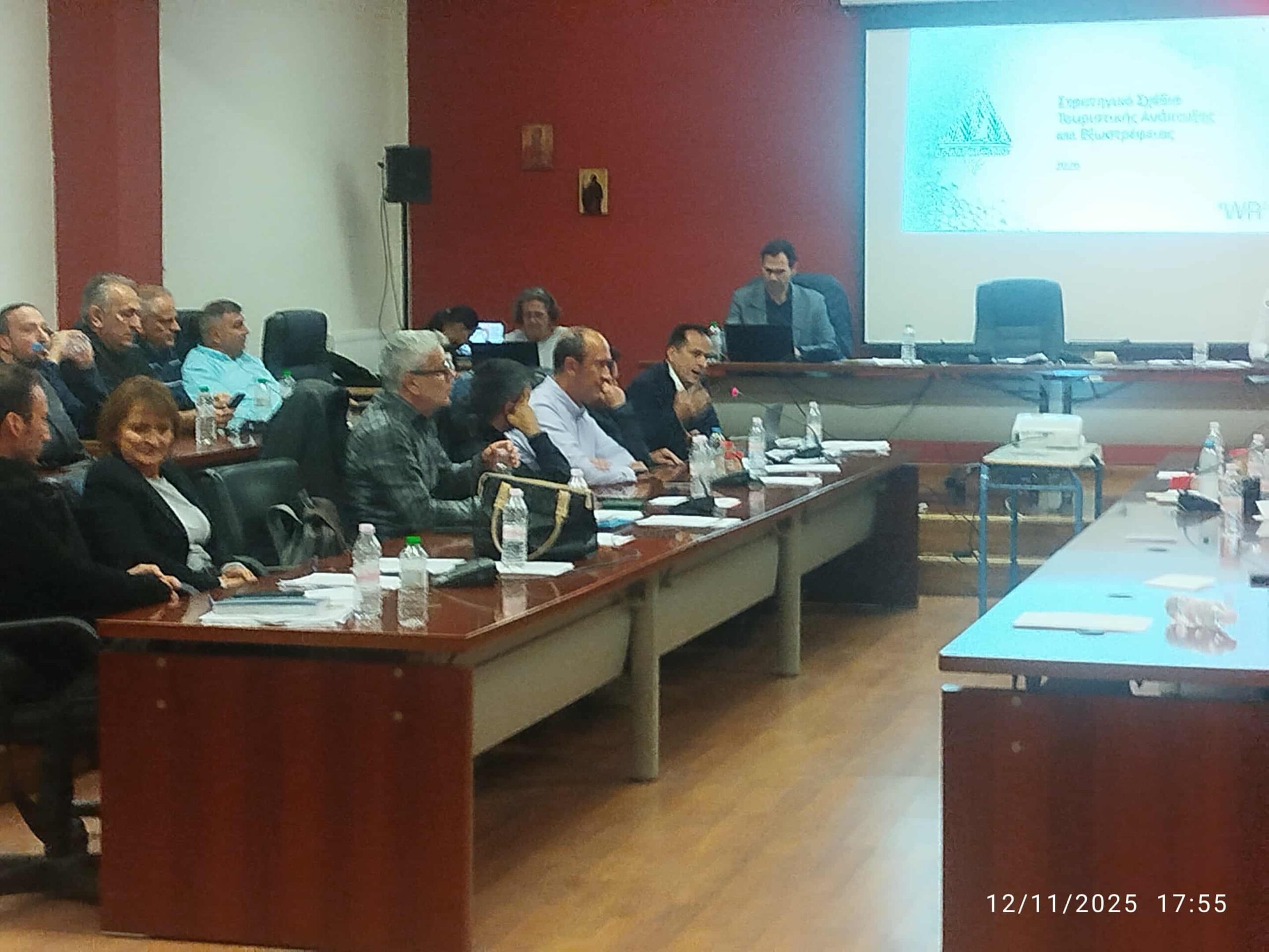 Γενικότητες και αοριστολογίες Πέγκα για μια τουριστική ανάπτυξη που δεν πιστεύει ο δήμαρχος-Πόσο κοστίζει η συνεργασία θα μας πείτε;