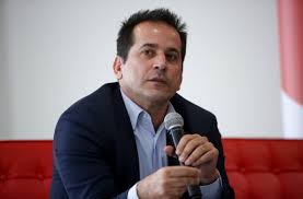 Εξωστρέφεια… μπούρδα με Πέγκα
