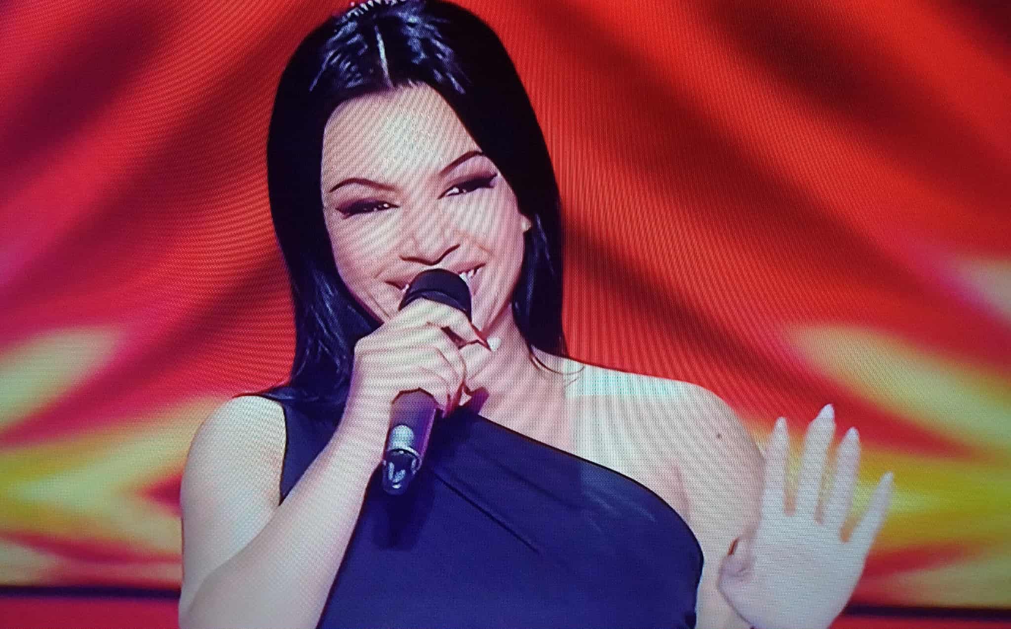 Η Μαρία Περρόνε πήγε στο Voice και θριάμβευσε!!!
