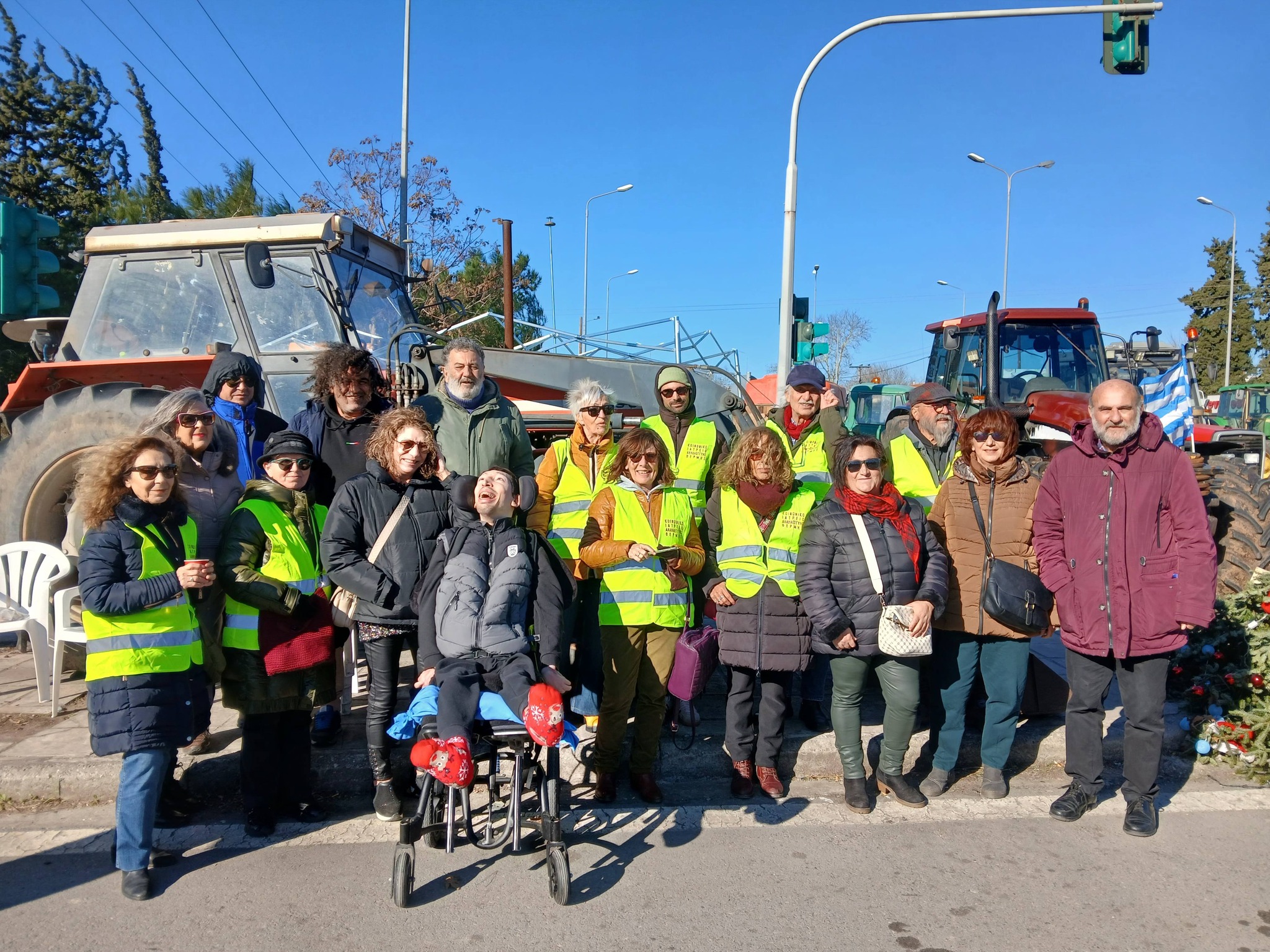 Στα Πράσινα φανάρια Κοινωνικά Ιατρεία  Αλληλεγγύης-Αναβλήθηκε η συναυλία του Ζερβουδάκη (ΦΩΤΟΡΕΠΟΡΤΑΖ)