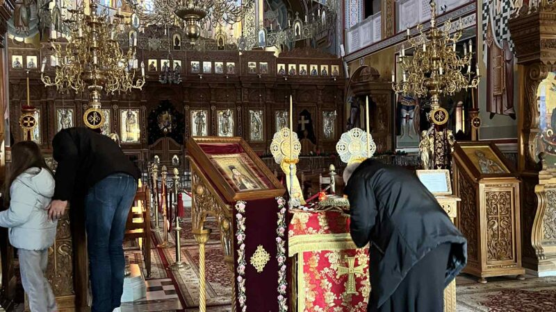 Μηχανιώνα: Προσκύνημα και πίστη στο Ιερό Θησαύρισμα του Αγίου Λουκά (ΦΩΤΟΡΕΠΟΡΤΑΖ)