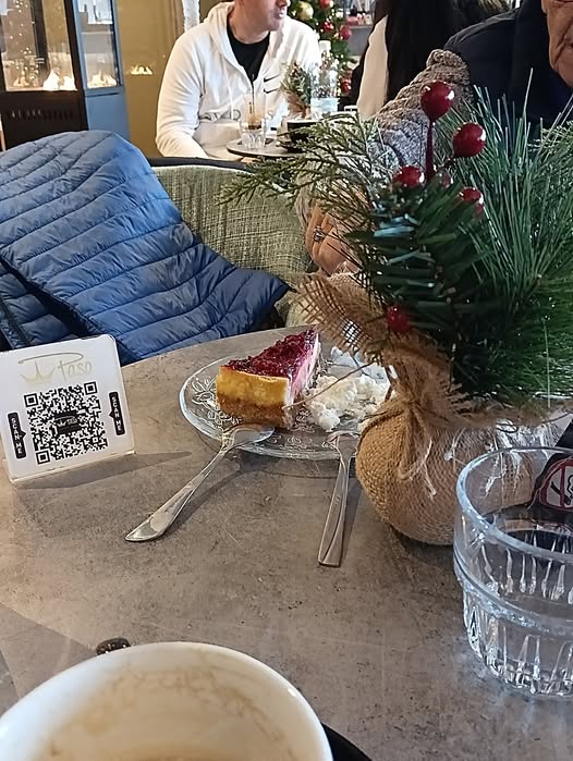 Christmas vibes στο PASO!!! (BINTEO)
