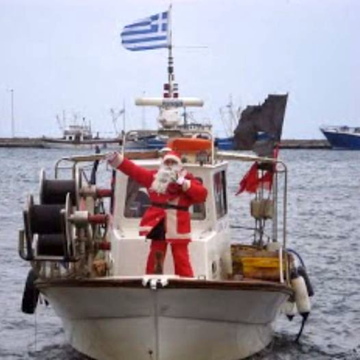 Ο Αγιος Βασίλης έρχεται με καϊκι στη Μηχανιώνα!!!