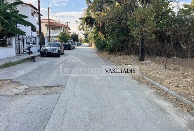 ΠΩΛΕΙΤΑΙ οικόπεδο μέσα στη Μηχανιώνα