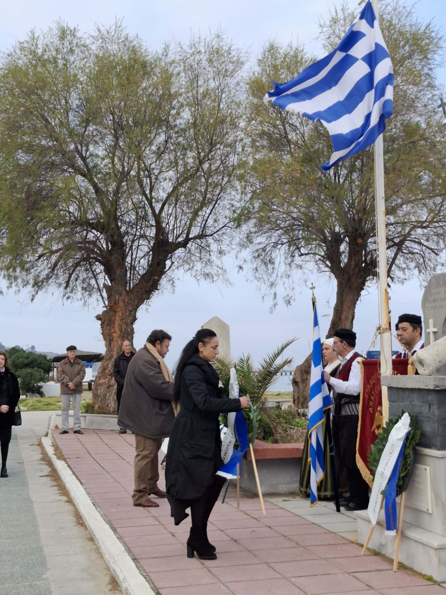 Εκδήλωση μνήμης στην Αγία Τριάδα: Τιμή και δόξα στους σφαγιασθέντες του Οικονομείου (ΦΩΤΟΡΕΠΟΡΤΑΖ)