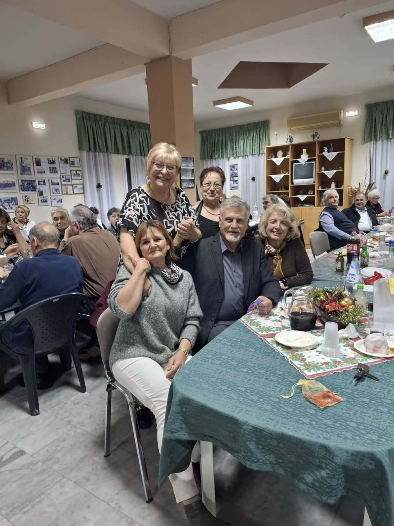 Ωραία ατμόσφαιρα στη κοπή πίτας του ΚΑΠΗ της Κερασιάς
