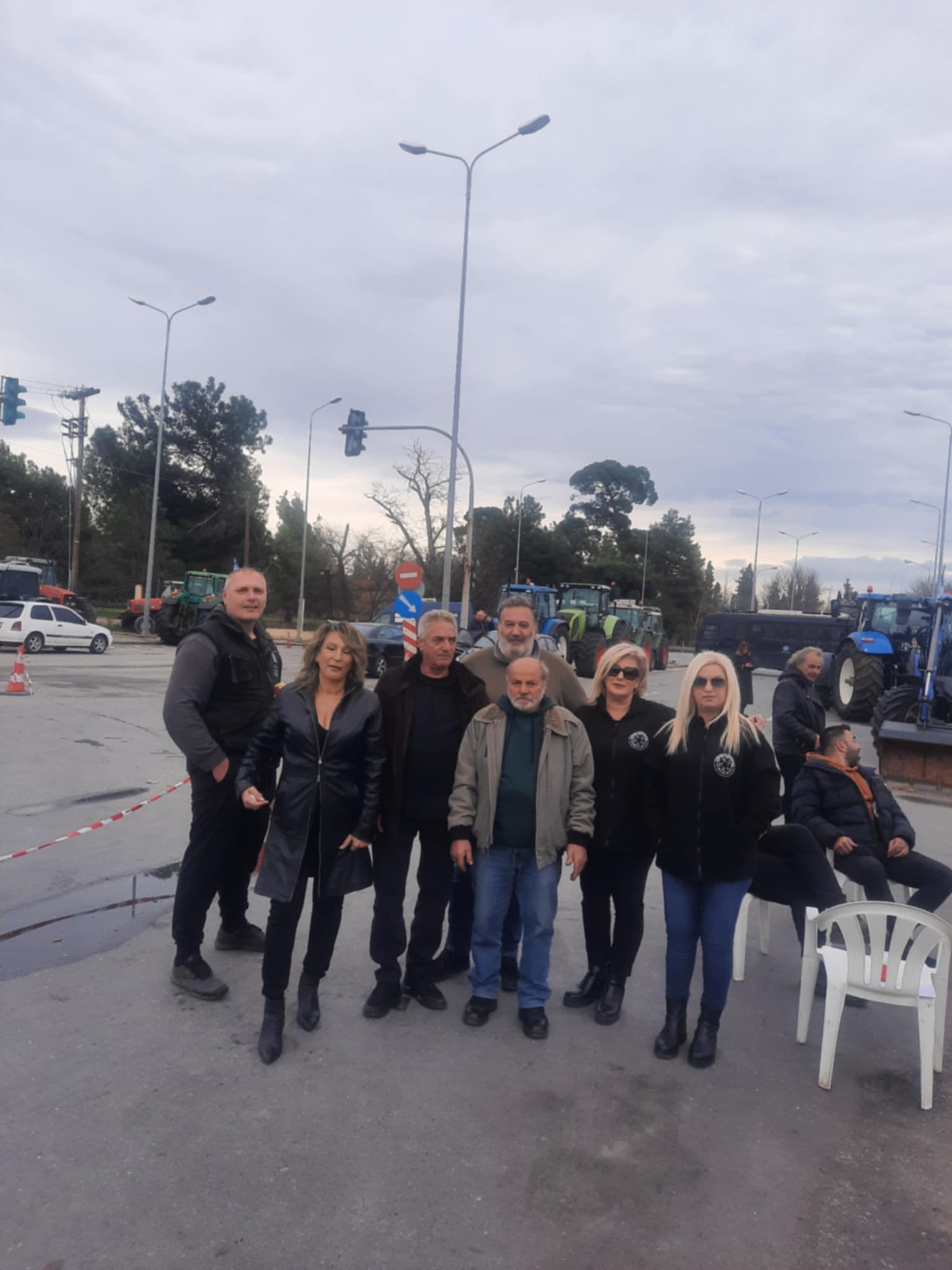 Εκοψαν πίτα στο μπλόκο (ΦΩΤΟΡΕΠΟΡΤΑΖ)