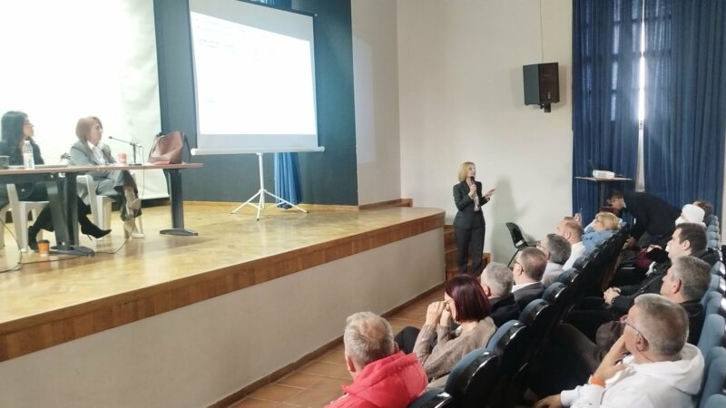 Ενημερωτική εκδήλωση για εργασιακά ζητήματα: Ελυσε απορίες η Κατερίνα Ζιούτα στην Επανομή (ΦΩΤΟΡΕΠΟΡΤΑΖ+ΒΙΝΤΕΟ)