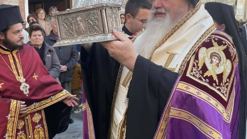 Πλήθος πιστών στην Επανομή για την Υποδοχή του Λειψάνου Αγ. Κοσμά Αιτωλού (ΦΩΤΟΡΕΠΟΡΤΑΖ+ΒΙΝΤΕΟ)