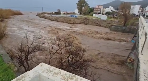 Πως εξελλίσσεται το κύμα κακοκαιρίας σε όλη την Ελλάδα (ΒΙΝΤΕΟ)