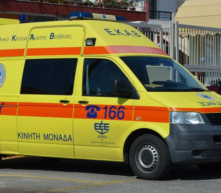 Τροχαίο στη Κερασιά-Κλήθηκε ασθενοφόρο