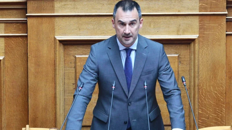 Προς διάλυση η Νέα Αριστερά-Παραιτήθηκε ο Χαρίτσης