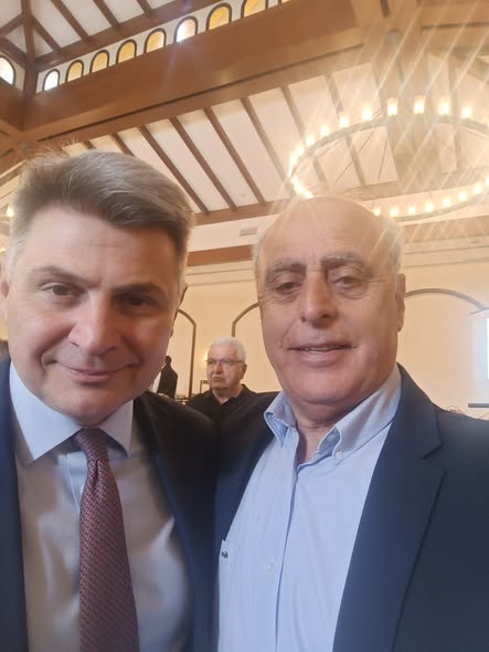 Με Φαραντούρη και Τσουκαλά στο Money Show ο Γιώργος Φεστερίδης (ΦΩΤΟΡΕΠΟΡΤΑΖ)