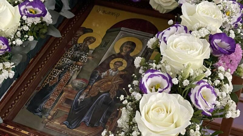 Οι Γ΄ Χαιρετισμοί στον Ιερό Ναό των Αγίων Αποστόλων Πέτρου και Παύλου Περαίας (ΦΩΤΟΡΕΠΟΡΤΑΖ)