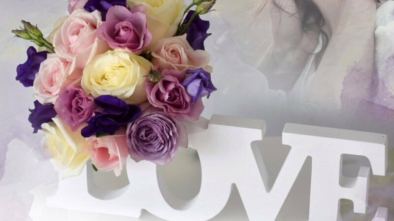 Flower Gallery στη Περαία: Ας κλείσουμε τα μάτια κι ας ονειρευτούμε…
