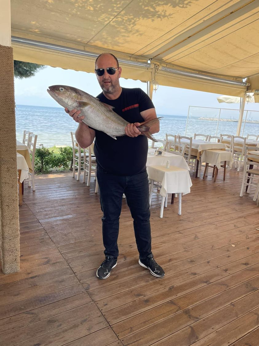 Κυριακάτικη απόλαυση στον “Μάκη”