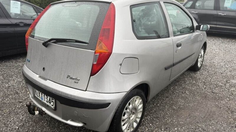 ΤΕΚΕΛΙΩΤΗΣ-ΕΥΚΑΙΡΙΑ: FIAT PUNTO μόνο 1800 ευρώ!