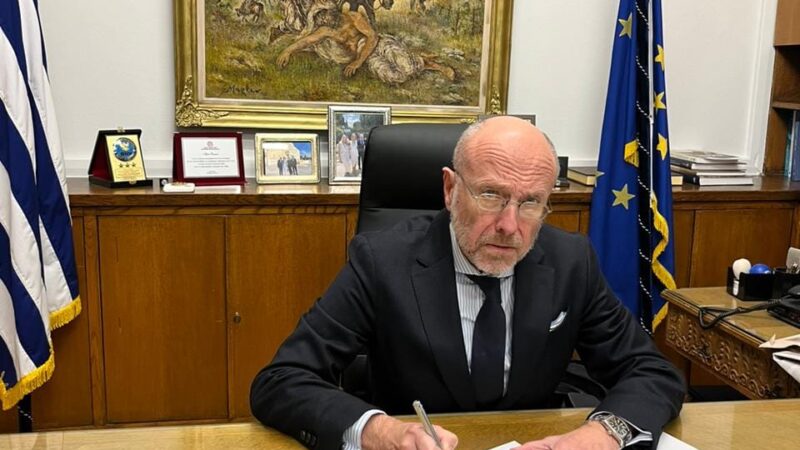 Παραιτήθηκε ο Δημήτρης Βαρτζόπουλος