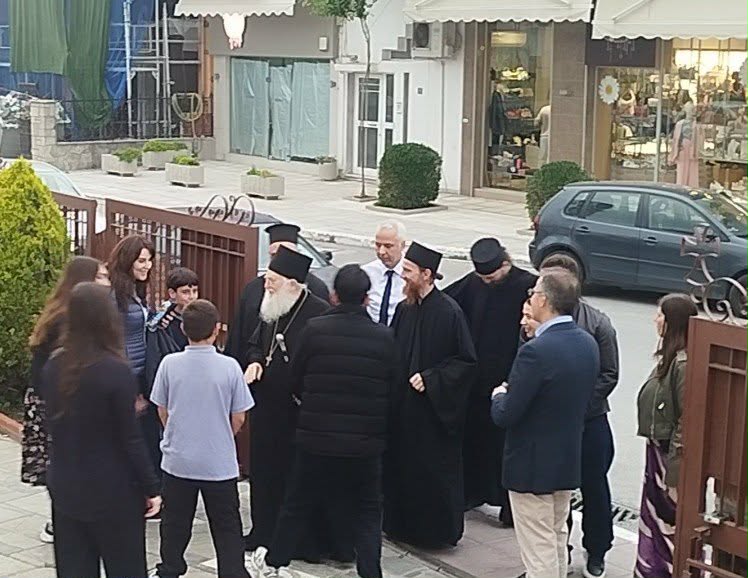 Η άφιξη του Γέροντα Εφραίμ στη Μηχανιώνα (ΒΙΝΤΕΟ)