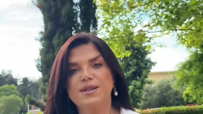 Η Πάττη Πασχαλίδου δίπλα στους εργαζομένους στα ΚΔΑΠ: “Στεκόμαστε ξεκάθαρα στο πλευρό τους” (ΒΙΝΤΕΟ)