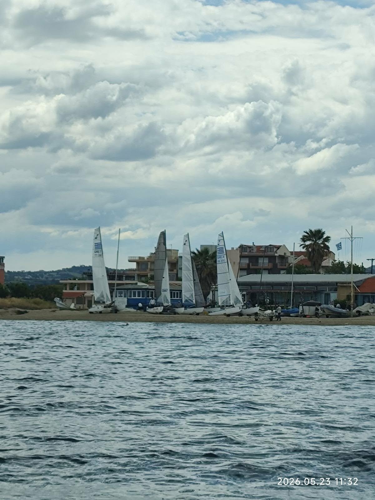 Περαία-Πανελλήνιο Tornado Catamaran: Ετοιμα τα σκάφη να πέσουν στη θάλασσα-Εν αναμονή σταθεροποίησης του αέρα