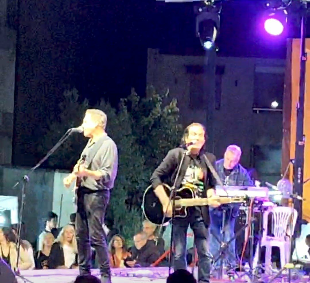 “Αν μια μέρα σε χάσω, θα πάψω να υπάρχω, θα πάψω να ζω…” (ΒΙΝΤΕΟ)
