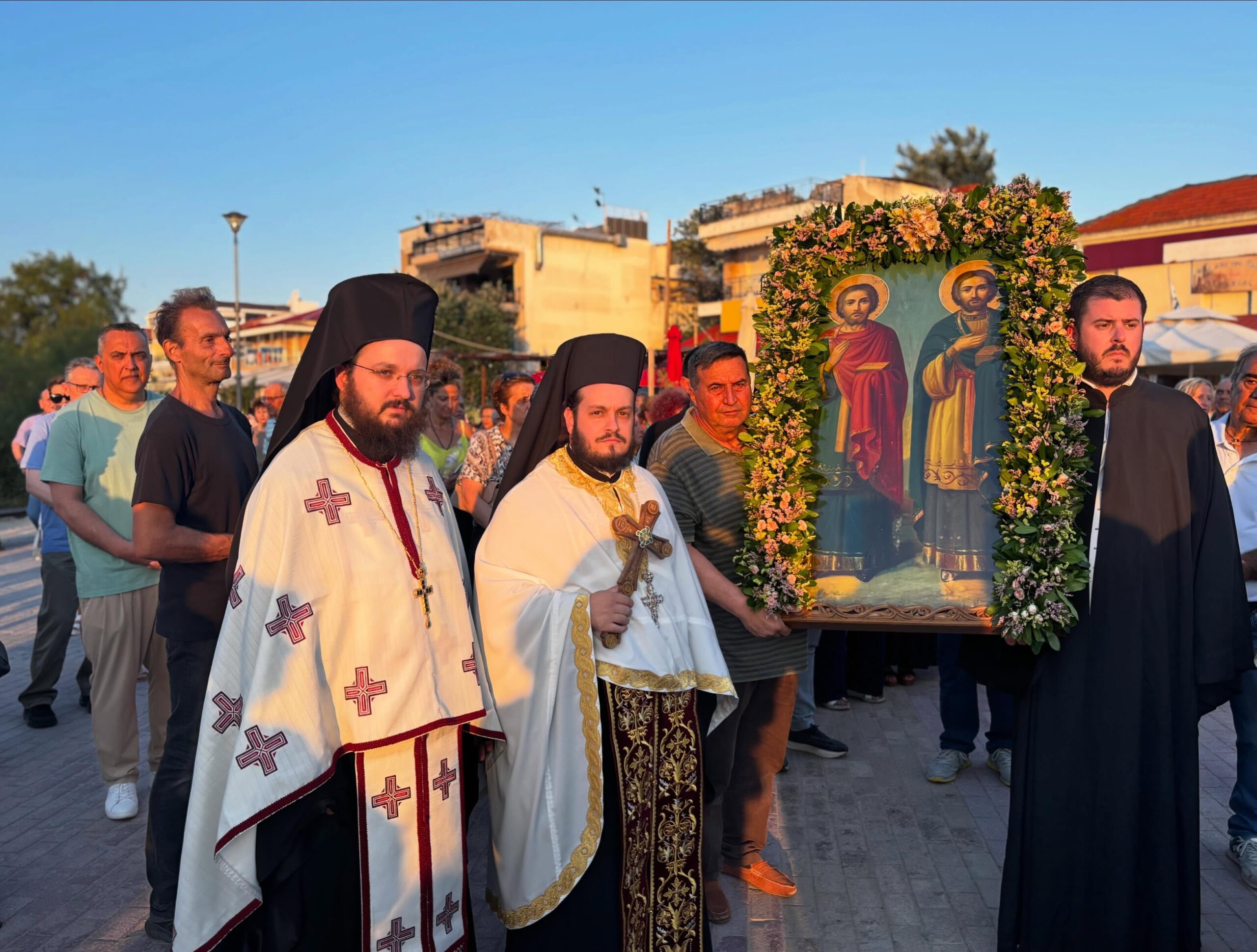 Η Ιερά Λιτανεία της Ιερής Εικόνας των Αγίων Αναργύρων στους Ν. Επιβάτες (ΦΩΤΟΡΕΠΟΡΤΑΖ)