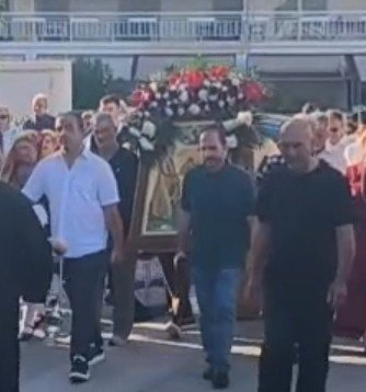 Παραμονή των Αγίων Πέτρου και Παύλου στη Περαία: Η περιφορά της Ιεράς Εικόνας (ΦΩΤΟΡΕΠΟΡΤΑΖ+ΒΙΝΤΕΟ)
