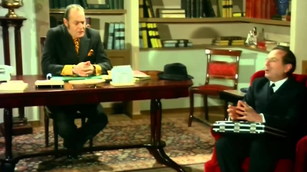 Απ΄ ευθείας αναθέσεις: Ασυλλόγιστες σπατάλες…