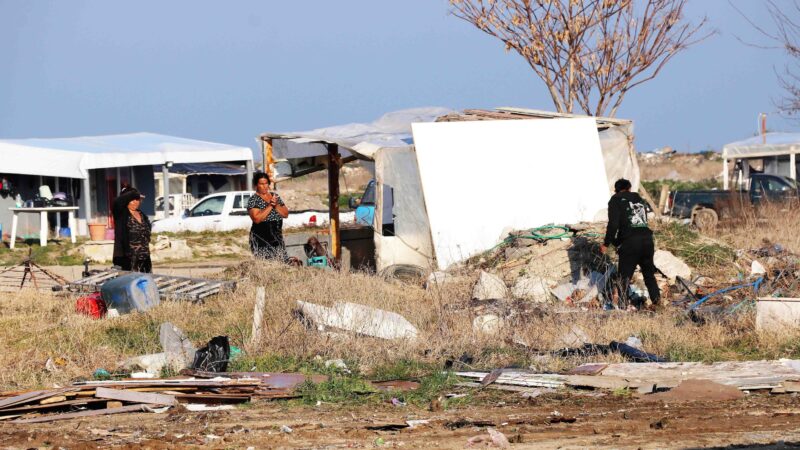 Μετά τη φωτιά νέα επέμβαση της Αστυνομίας στα Τσαϊρια