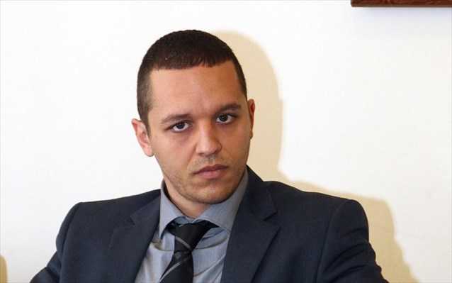 Ο Ηλίας Κασιδιάρης βγαίνει από τη φυλακή και ιδρύει κόμμα