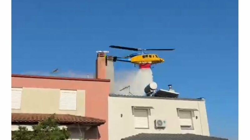 Συνεχείς ρίψεις στη Μηχανιώνα (ΒΙΝΤΕΟ)