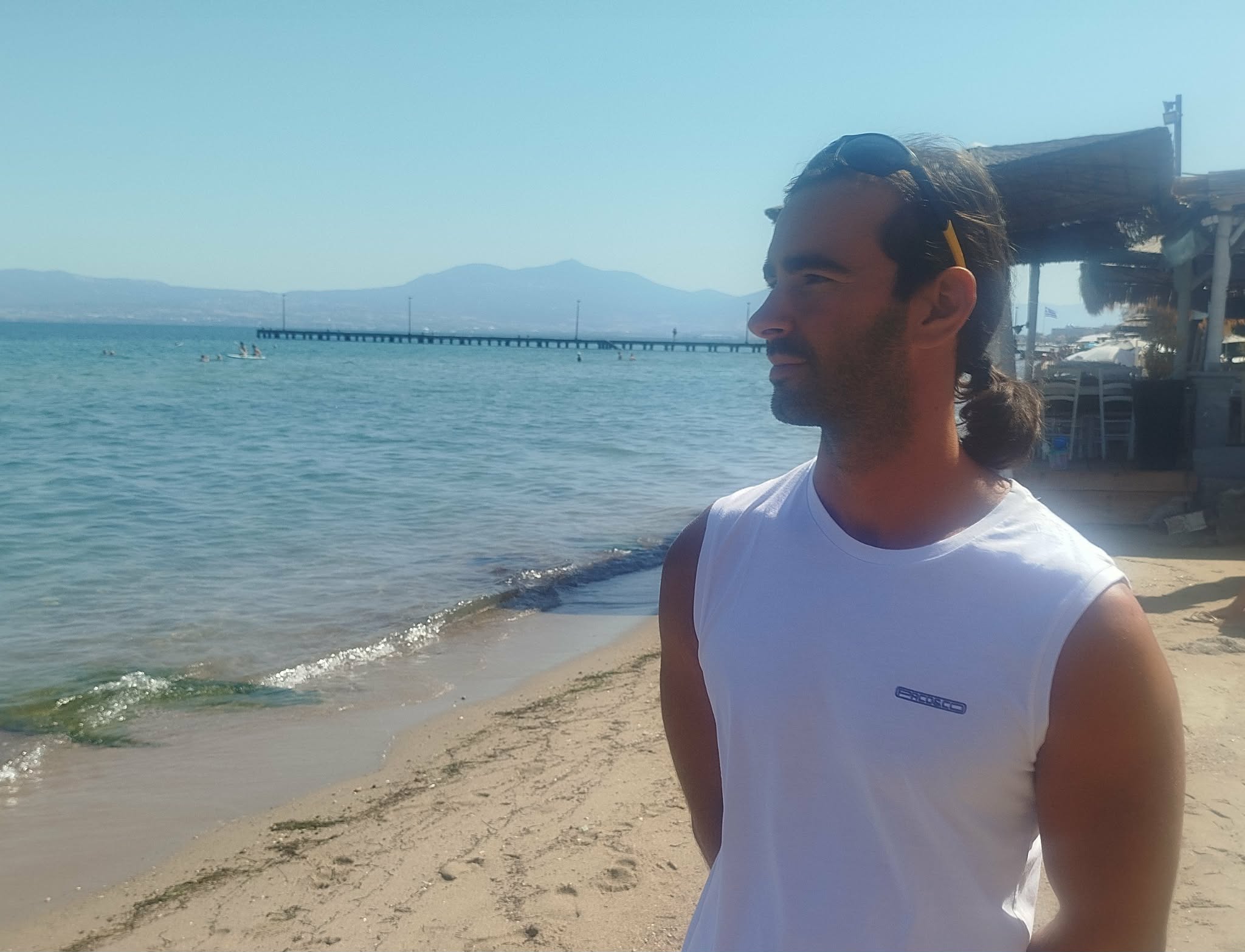 Ο ήρωας ναυαγοσώστης της Αγίας Τριάδας στο BestCity.gr: “Προσοχή στο μπάνιο των ηλικιωμένων,  παιδιά όχι βουτιές από τη Σκάλα” (ΦΩΤΟΡΕΠΟΡΤΑΖ+ΒΙΝΤΕΟ)