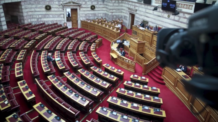 Στη Βουλή το μπάχαλο του Ποταμού