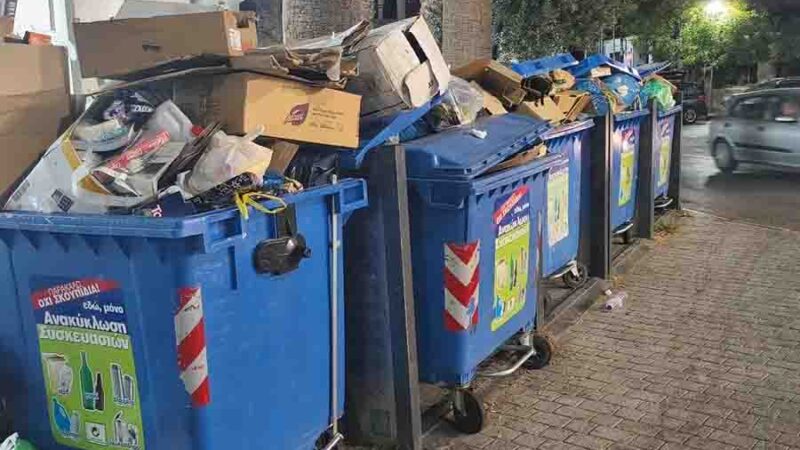 Αδιαφορία στην καθαριότητα – Ο Δήμος Θερμαϊκού πνίγεται στα σκουπίδια