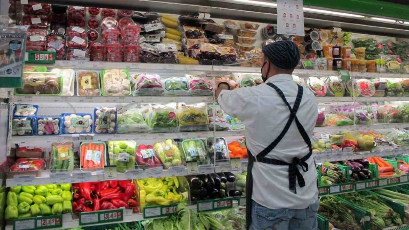 Από 31 Αυγούστου μειώνονται οι τιμές στα σούπερ μάρκετ