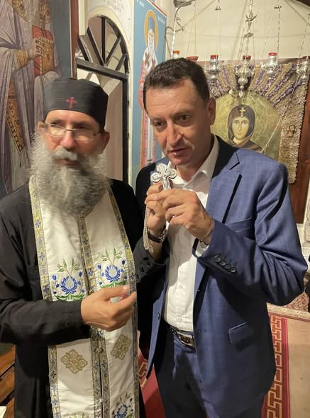 Ζαβέρκος: “Ας είναι ο Σταυρός του Χριστού φως στον δρόμο μας”