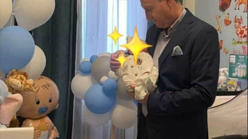 Βαφτίζει τον γιο του ο Αντώνης Ζαβέρκος