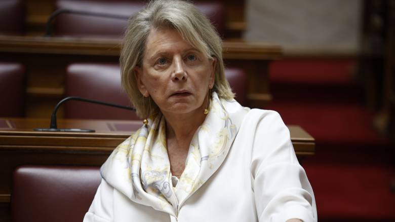 Εφαγε “πόρτα” η Ακρίτα από τη Βουλή-Δεν εξελέγη αντιπρόεδρος