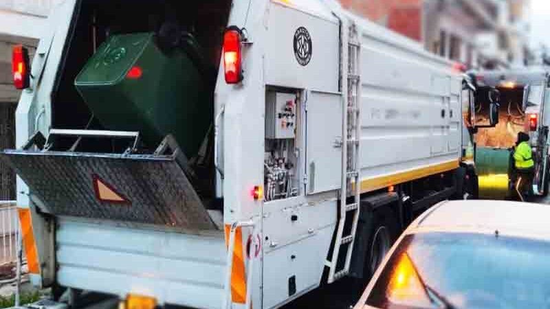 Πρωινό πλύσιμο κάδων: Κοστίζει 486.000 ευρώ- Πραγματοποιείται;