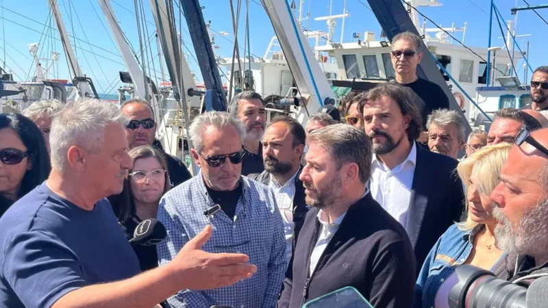 Μετά τη συνάντηση με τους αλιείς της Μηχανιώνας: Τροπολογία ΠΑΣΟΚ με μέτρα ενίσχυσης