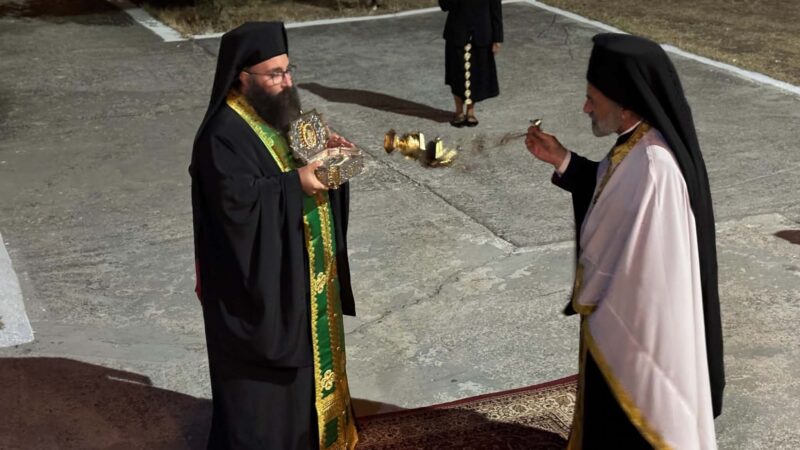 Η υποδοχή του Ιερού Λειψάνου του Αγίου Νεκταρίου στους Ν. Επιβάτες (ΦΩΤΟΡΕΠΟΡΤΑΖ+ΒΙΝΤΕΟ)