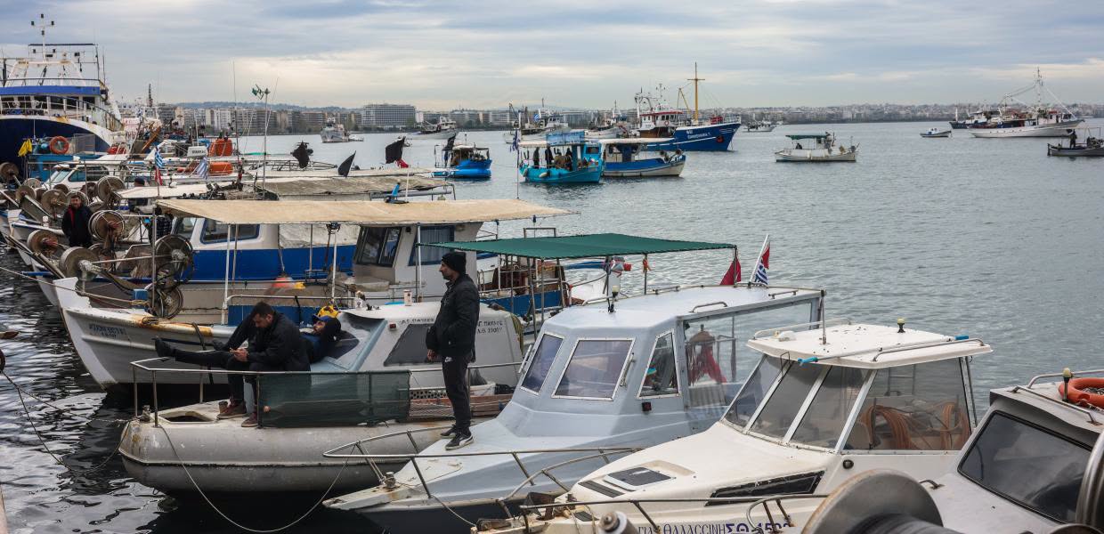Φως στο τούνελ για τους ψαράδες μας: Μέτρα ανακούφισης ανακοίνωσε ο Μαργαρίτης Σχοινάς